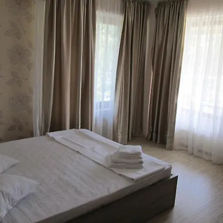 Miraj Ap. 7 * Mamaia